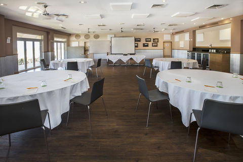 The Continental Hotel - Accommodation Batemans Bay 19