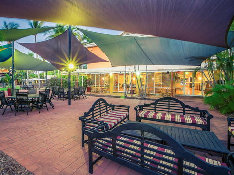 The Continental Hotel - Accommodation Batemans Bay 15