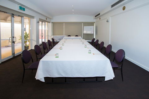 The Continental Hotel - Accommodation Batemans Bay 23