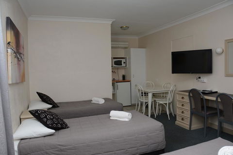 Ben Chifley Motor Inn - Accommodation Batemans Bay 4