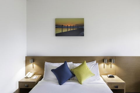 Metro Hotel Miranda - Accommodation Batemans Bay 2