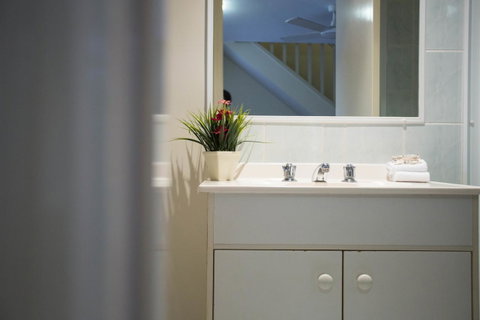 Byron Central Apartments - Accommodation Batemans Bay 2