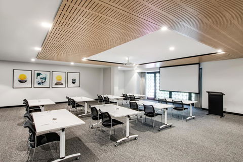 Vibe Hotel North Sydney - Accommodation Batemans Bay 17