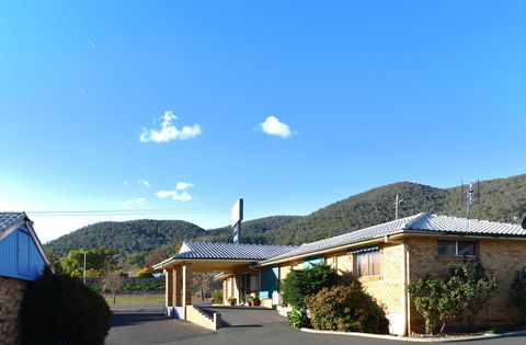 Almond Inn - Accommodation Batemans Bay 2