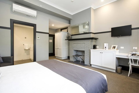 CH Boutique Hotel & Apartments, Ascend Hotel Collection - Accommodation Batemans Bay 21