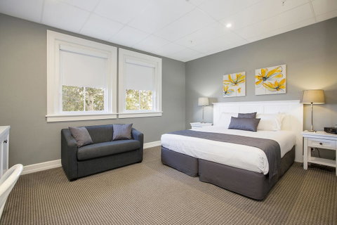 CH Boutique Hotel & Apartments, Ascend Hotel Collection - Accommodation Batemans Bay 19