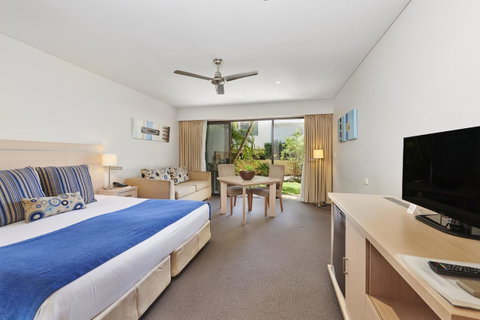 Waves Byron Bay - Accommodation Batemans Bay 2