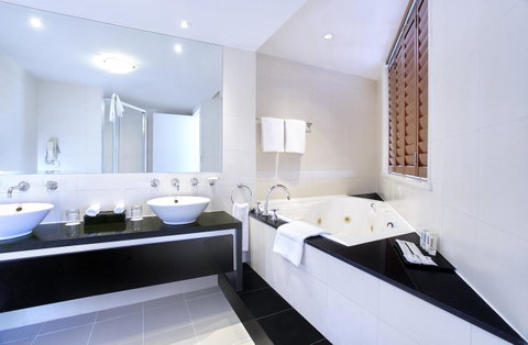 Crowne Plaza Sydney Coogee Beach, An IHG Hotel - Accommodation Batemans Bay 22