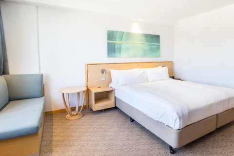 Crowne Plaza Sydney Coogee Beach, An IHG Hotel - Accommodation Batemans Bay 6