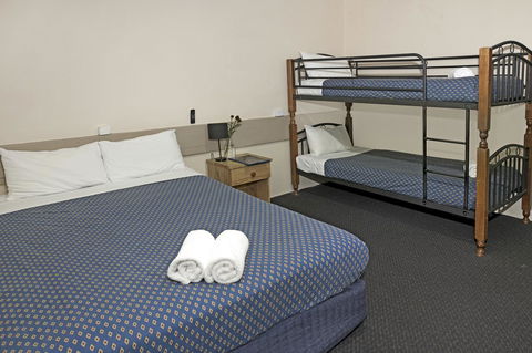 Banjo Paterson Inn - Accommodation Batemans Bay 11
