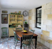 Apple Tree Cottage - Accommodation Batemans Bay