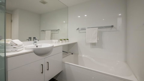 Byron Quarter Apartments - Accommodation Batemans Bay 35