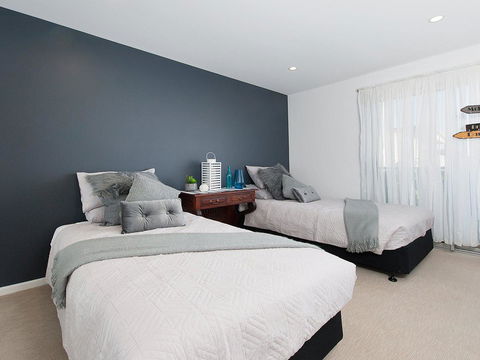 Blue View @ Fingal Bay - Accommodation Batemans Bay 26