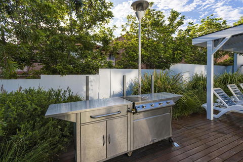 Oaks Nelson Bay Lure Suites - Accommodation Batemans Bay 7