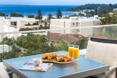 Oaks Nelson Bay Lure Suites - Accommodation Batemans Bay 6