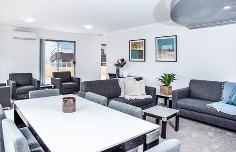 DD Apartments On Darling Harbour - Accommodation Batemans Bay 10