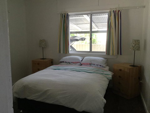Hat Head Beach Cottage 1 - Accommodation Batemans Bay 6