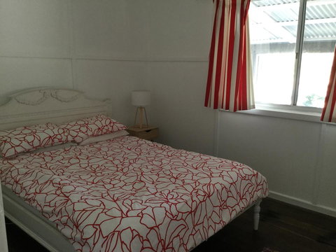 Hat Head Beach Cottage 1 - Accommodation Batemans Bay 10