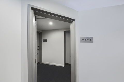 Travelodge Hotel Sydney Airport - Accommodation Batemans Bay 3