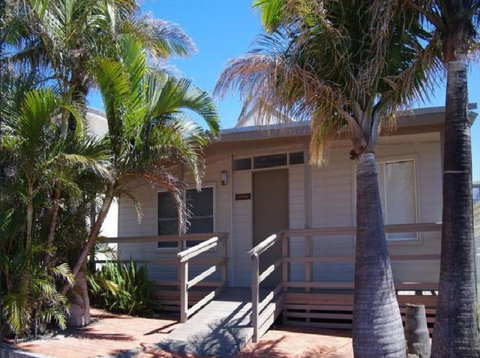 Jupiter, 3 Scott Street - Accommodation Batemans Bay 6