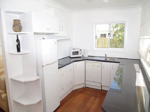 Jupiter, 3 Scott Street - Accommodation Batemans Bay 1