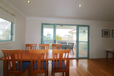Anglesea, 17 Hodgson Street - Accommodation Batemans Bay 4