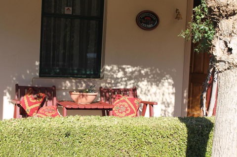 Boot Makers Cottage - Accommodation Batemans Bay 2