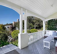 Holiday Home Fairy Bower Road Manly FAB05 - Accommodation Batemans Bay