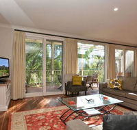 Villa Chianti located within Cypress Lakes - Accommodation Batemans Bay
