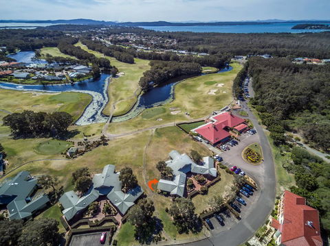 Condo 105 @ Horizons Golf Resort - Salamander Bay NSW - Accommodation Batemans Bay 7