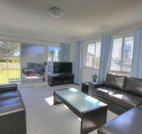 45 Wharf Street - Whole House - Accommodation Batemans Bay