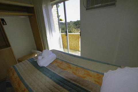 Rest Easy Motel - Accommodation Batemans Bay 17