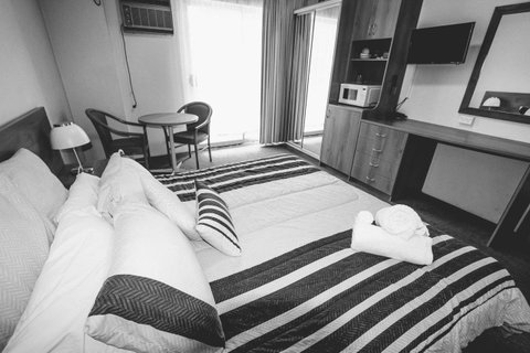 Rest Easy Motel - Accommodation Batemans Bay 18