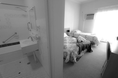 Rest Easy Motel - Accommodation Batemans Bay 19