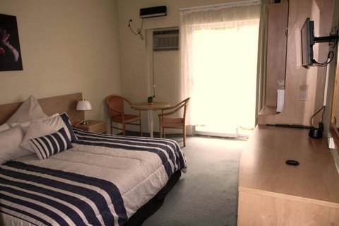 Rest Easy Motel - Accommodation Batemans Bay 15