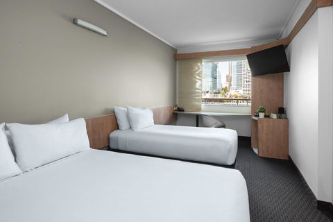 Ibis Sydney Darling Harbour - Accommodation Batemans Bay 4