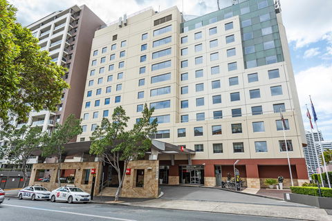 Ibis Sydney Darling Harbour - Accommodation Batemans Bay 17