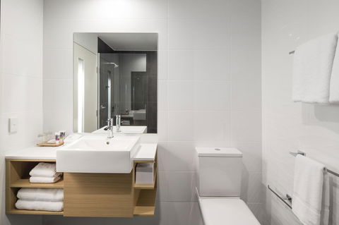 Mercure Newcastle Airport - Accommodation Batemans Bay 6