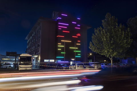 Mercure Albury - Accommodation Batemans Bay 0
