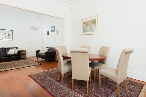 Coogee Family Home CO19 - Accommodation Batemans Bay 3