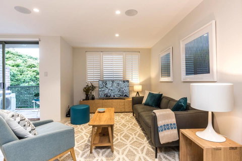Nobbs Â· Executive 2 Storey Sydney Apartment With Pool - Accommodation Batemans Bay 0