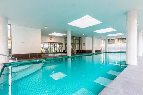 Nobbs Â· Executive 2 Storey Sydney Apartment With Pool - Accommodation Batemans Bay 13