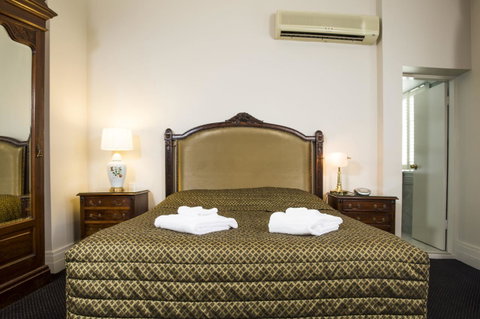 Royal Exhibition Hotel - Accommodation Batemans Bay 30