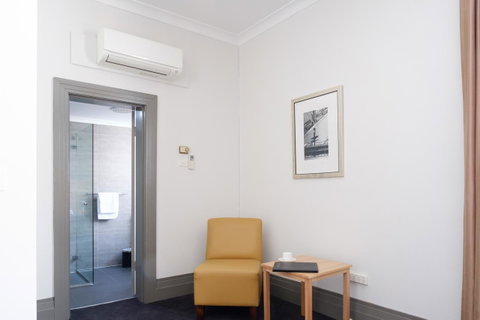 Royal Exhibition Hotel - Accommodation Batemans Bay 21