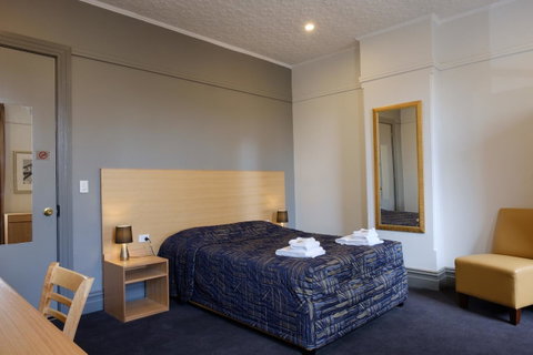 Royal Exhibition Hotel - Accommodation Batemans Bay 13