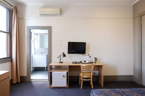 Royal Exhibition Hotel - Accommodation Batemans Bay 11