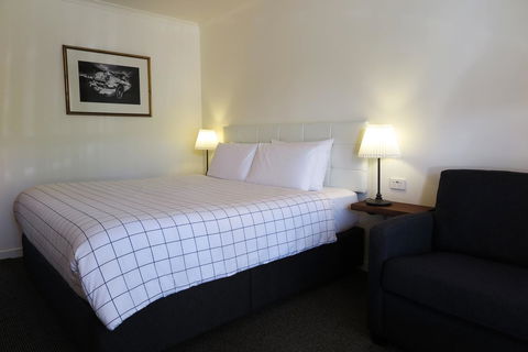 Summerhill Motor Inn - Accommodation Batemans Bay 1