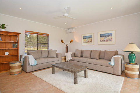 JE Guesthouse, Central To All The Hunter Valley Has To Offer - Accommodation Batemans Bay 2