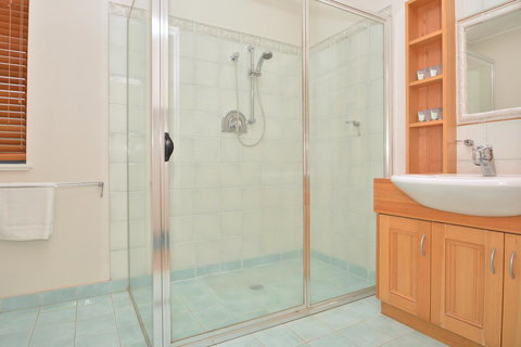 JE Guesthouse, Central To All The Hunter Valley Has To Offer - Accommodation Batemans Bay 35