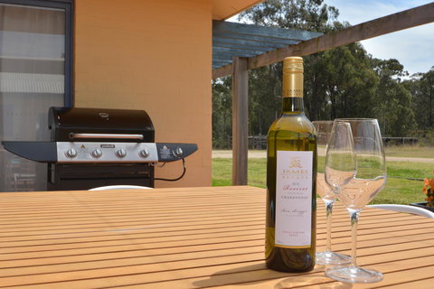 JE Guesthouse, Central To All The Hunter Valley Has To Offer - Accommodation Batemans Bay 10